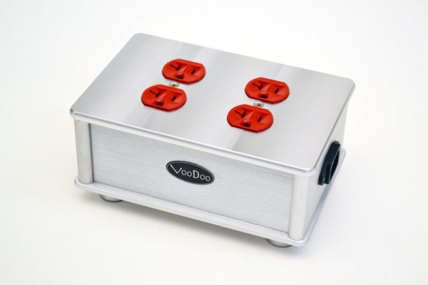 Powermatic 4 電源分配器